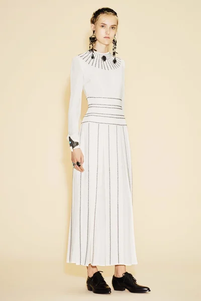 Look 25